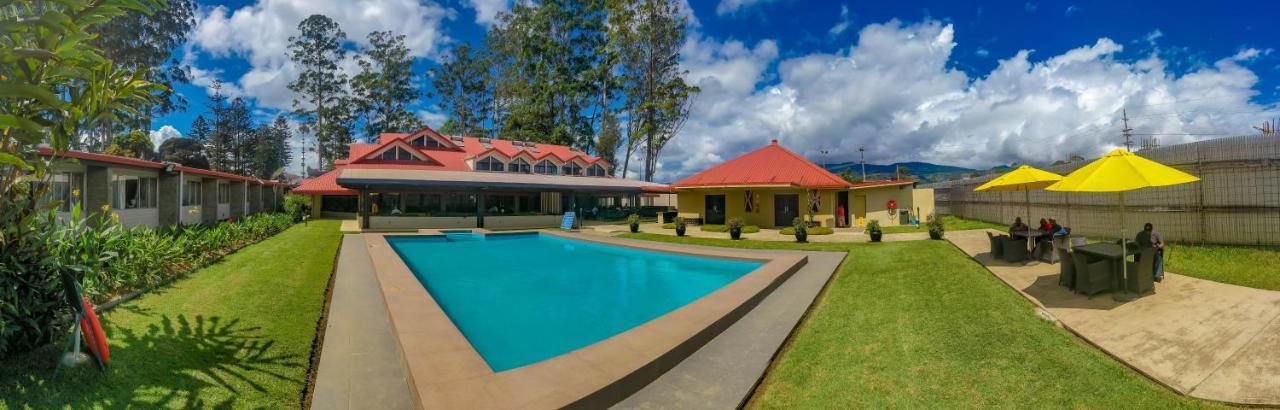 Highlander Hotel Mount Hagen Exterior photo