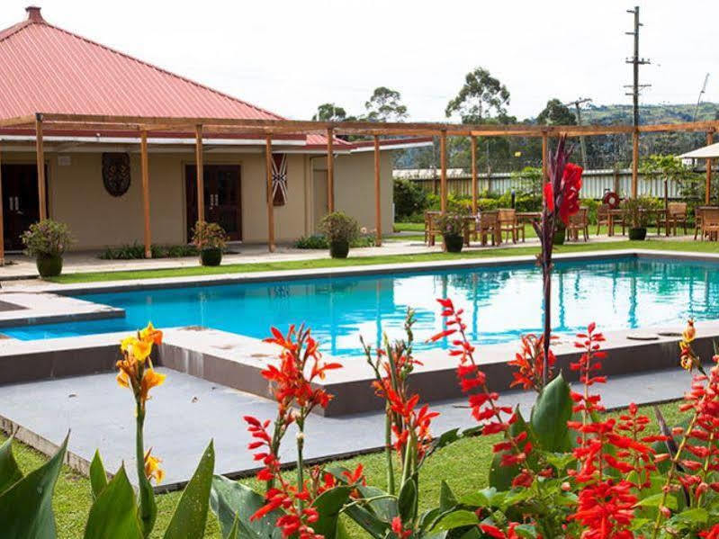 Highlander Hotel Mount Hagen Exterior photo