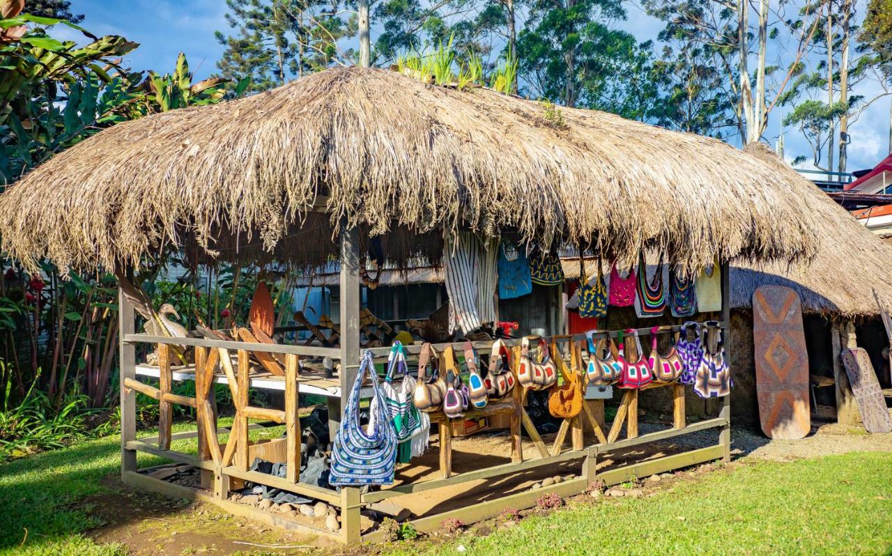 Highlander Hotel Mount Hagen Exterior photo